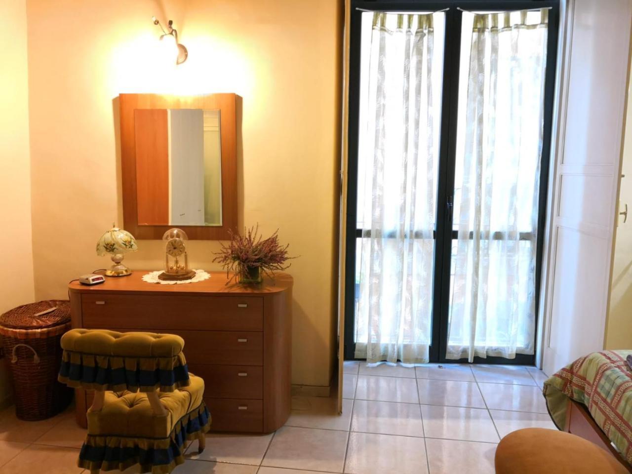 B&B Il Nespolo Салерно Экстерьер фото