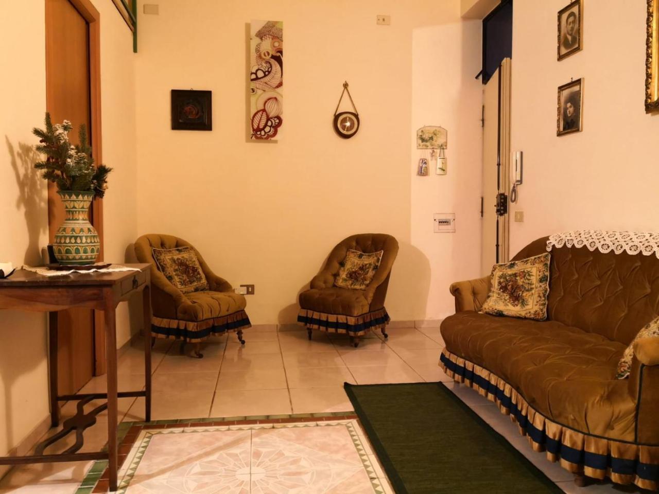 B&B Il Nespolo Салерно Экстерьер фото